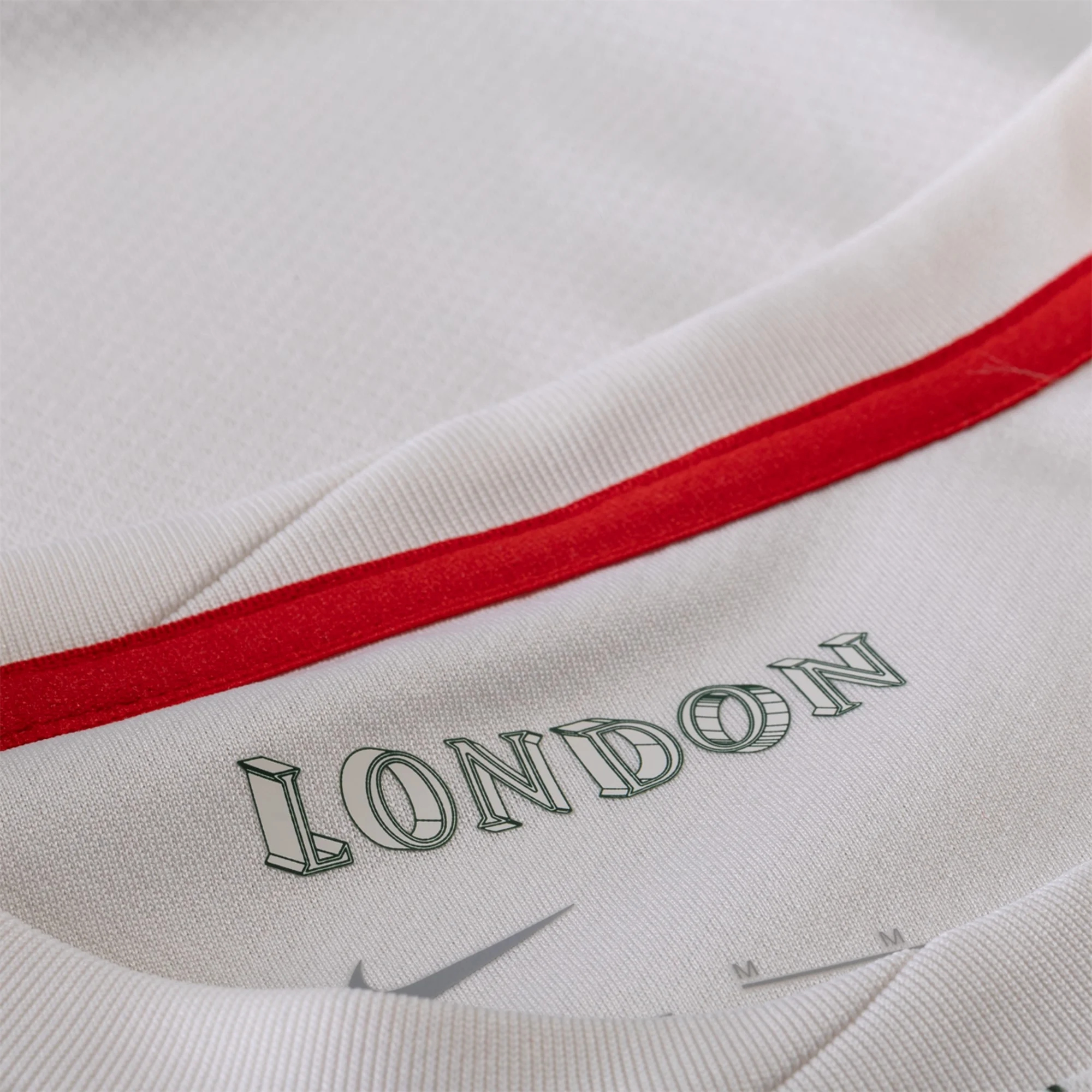 bluzy piłkarskie,Bluzy Chelsea Precz,dres piłkarski Chelsea Precz,Koszulki Chelsea