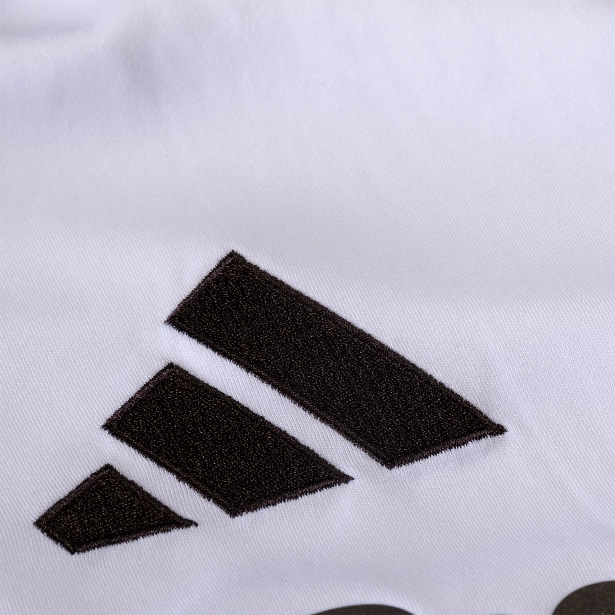 bluzy sportowe,Bluzy Real Madryt BRAHIM #21 Długi rękaw Główna,koszulka futbolowa Real Madryt Główna,Koszulka Długi rękaw Real Madryt